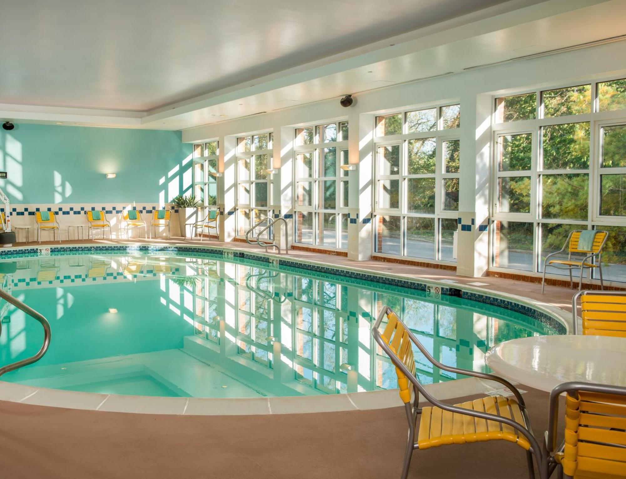 Fairfield Inn & Suites By Marriott Williamsburg Exteriör bild