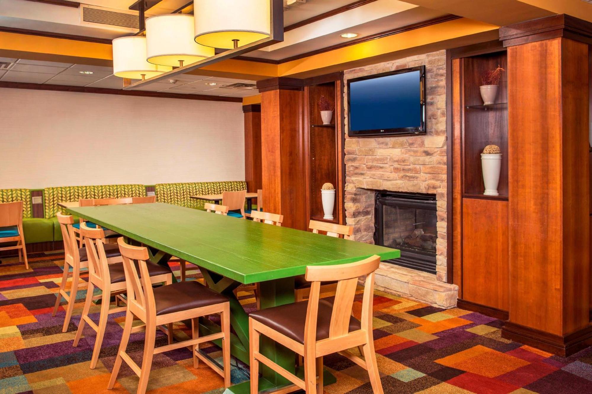 Fairfield Inn & Suites By Marriott Williamsburg Restaurang bild