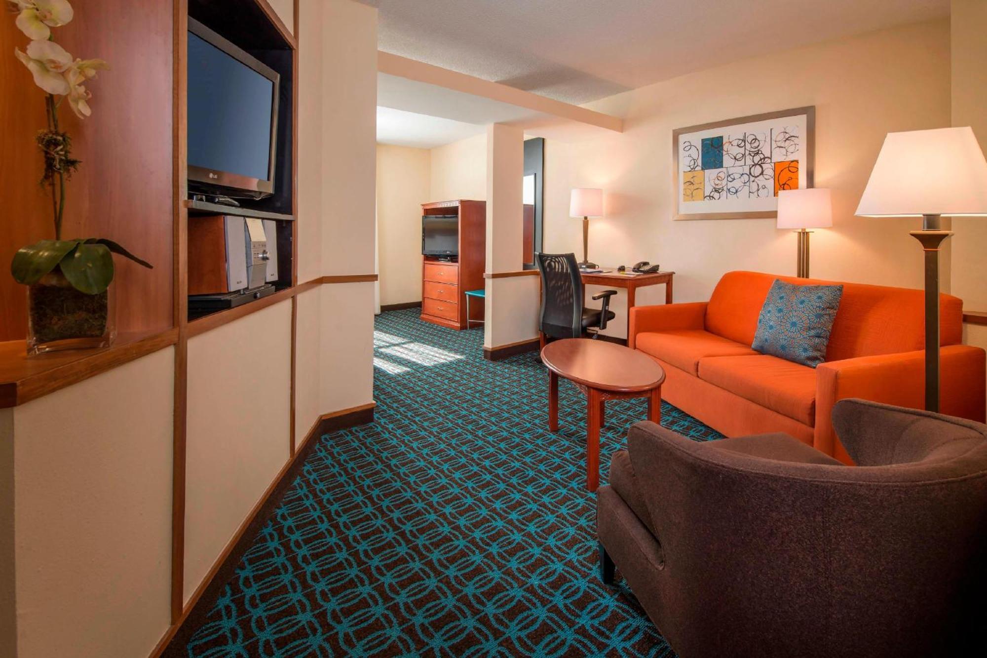 Fairfield Inn & Suites By Marriott Williamsburg Exteriör bild