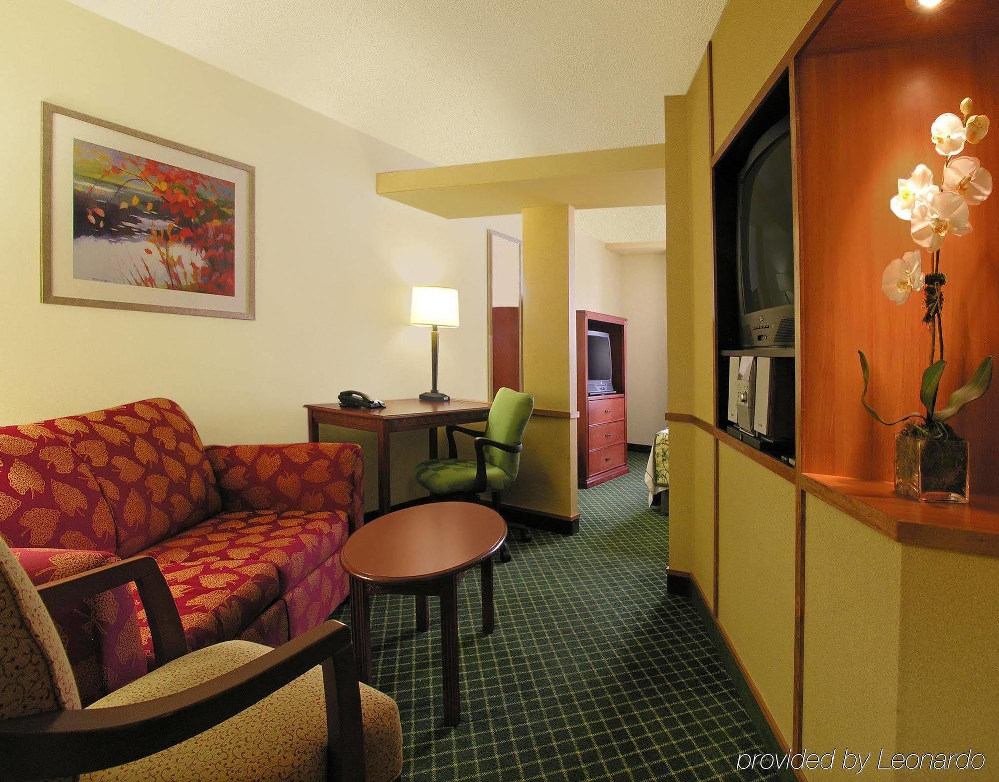Fairfield Inn & Suites By Marriott Williamsburg Exteriör bild