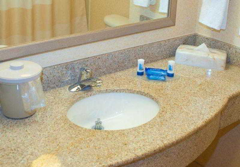 Fairfield Inn & Suites By Marriott Williamsburg Exteriör bild