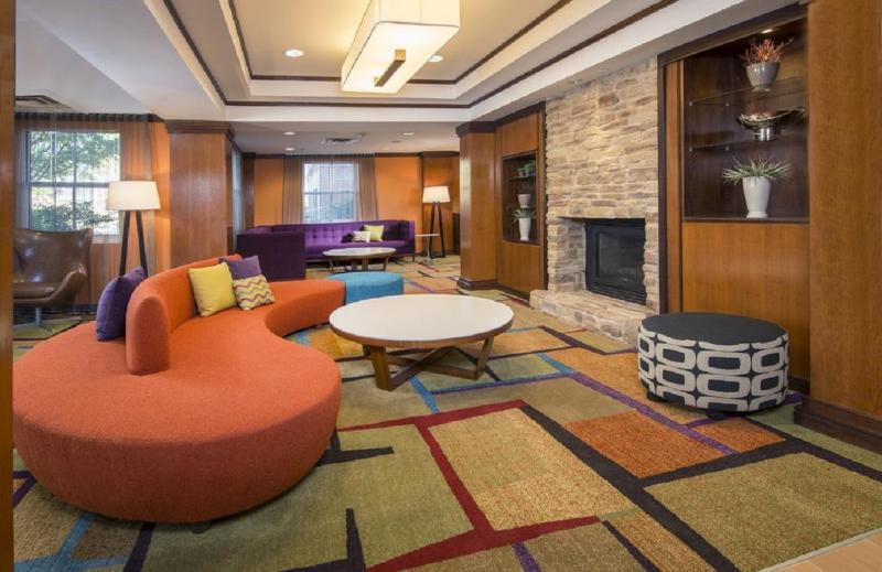 Fairfield Inn & Suites By Marriott Williamsburg Exteriör bild